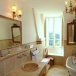 luxary bathroom