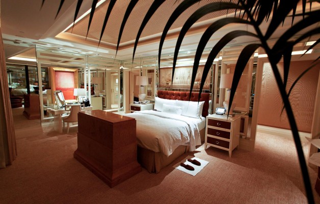 Small Guest Bedrooms Decorating Ideas and Furniture Settings