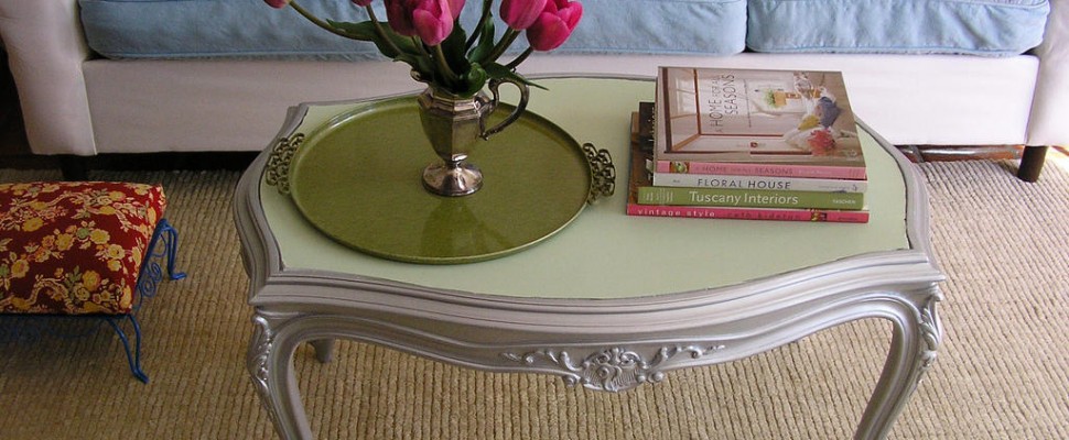 Table and Sofa Style