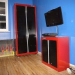 wardrob and LCD