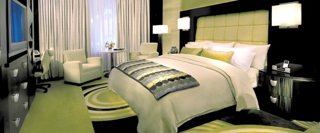Small Master Bedroom Decorating Ideas